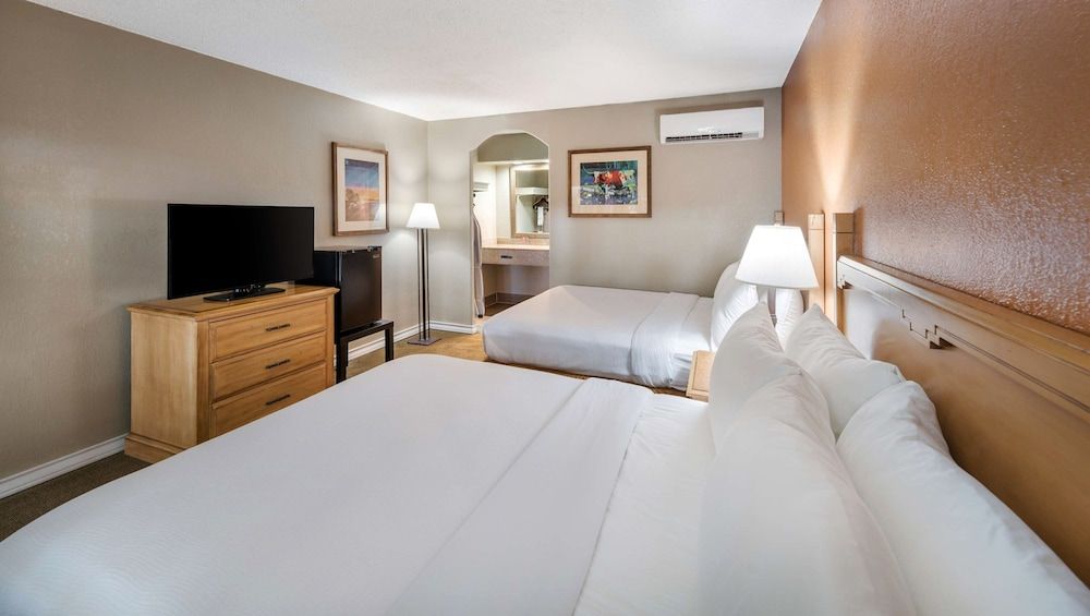 Pearl on the Concho Standard Room, 2 Double Beds (Two Doubles Exterior Facing) 3