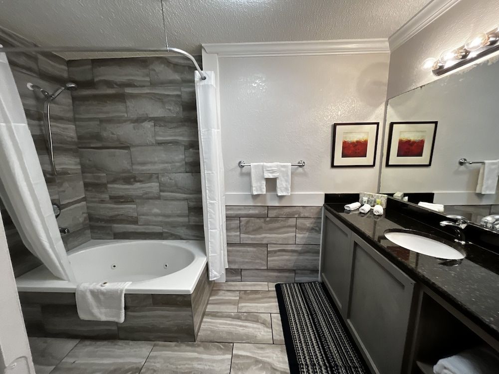 At Home Inn & Suites 2 Room Luxury Suite, 1 King & 1 Sofa Bed (Interior) 13