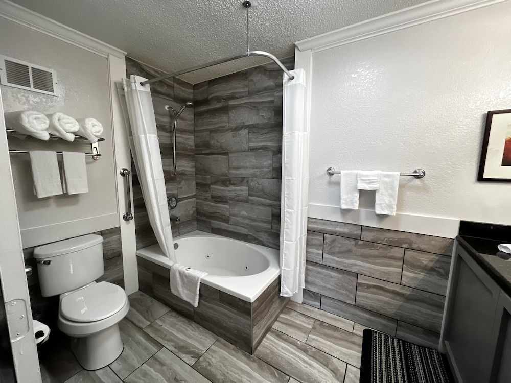 At Home Inn & Suites 2 Room Luxury Suite, 1 King & 1 Sofa Bed (Interior) 8