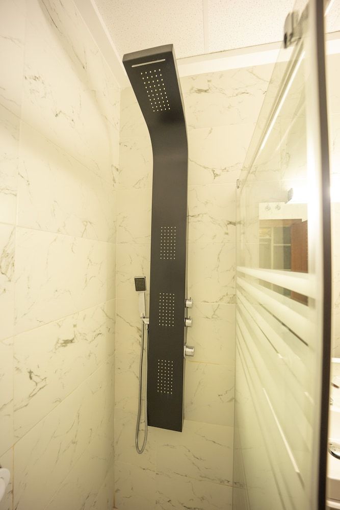 Hotel Florida Superior Double Room, 1 King Bed 3