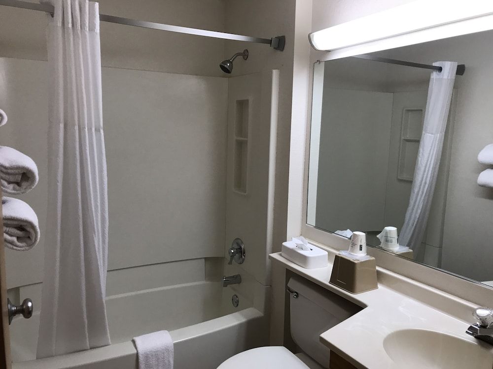 Room, 2 Queen Beds, Non Smoking