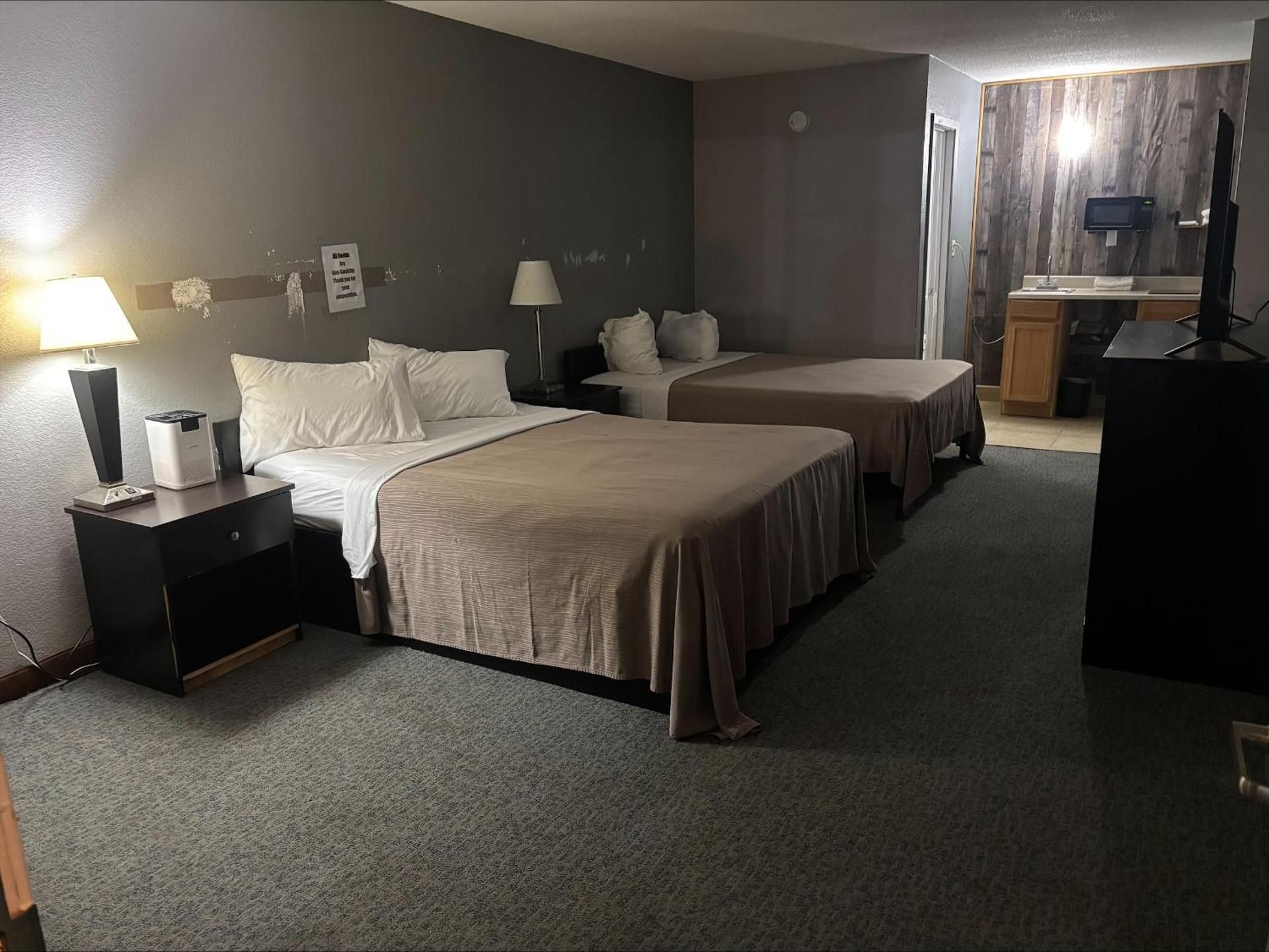 Standard Queen Room with Two Queen Beds