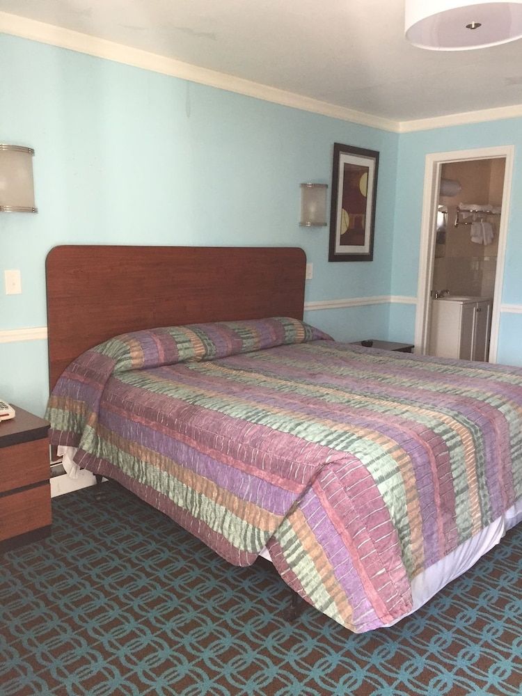 Room, 1 King Bed, Jetted Tub