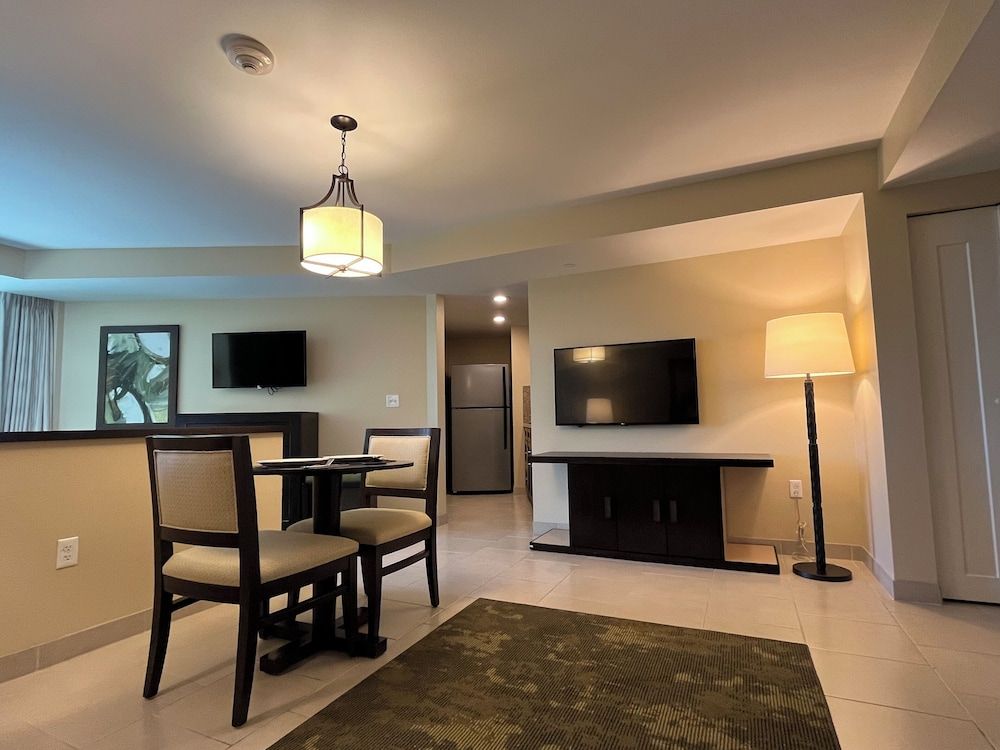 undefined The Berkley Las Vegas 2