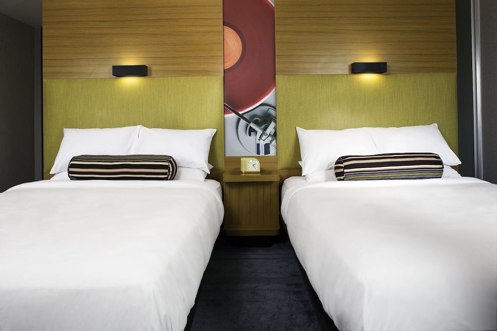 Room, 2 Queen Beds (Hearing Accessible)