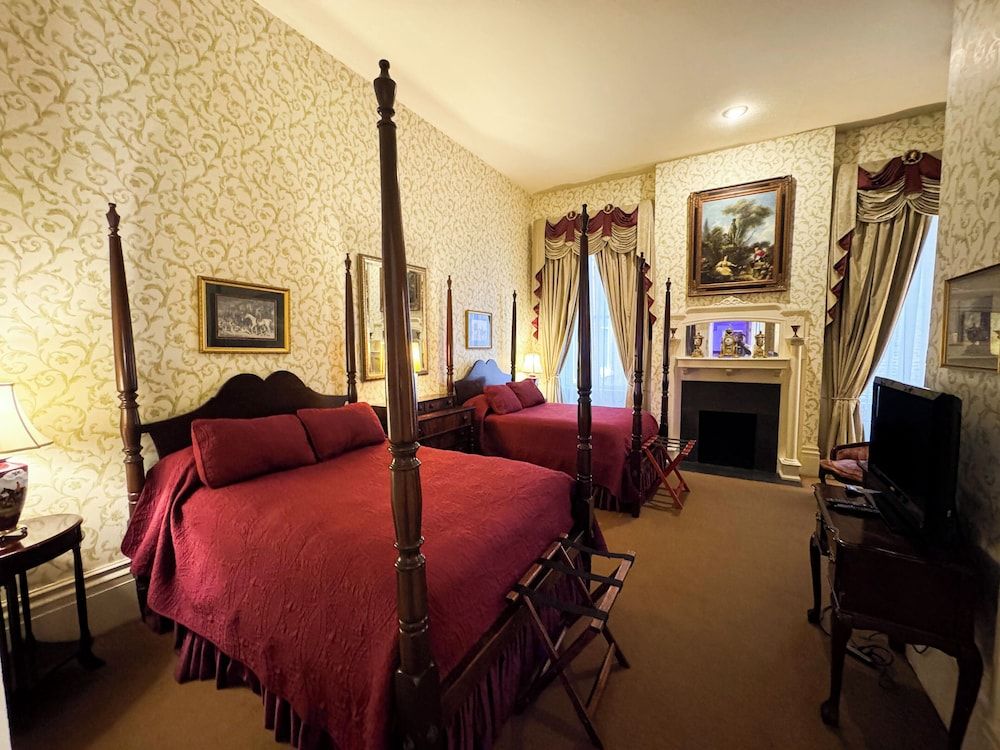 Room, 2 Double Beds (Lowenburg)
