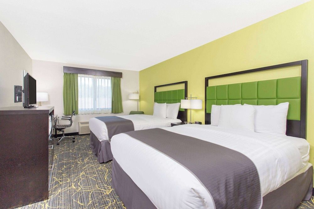 Room, 2 Queen Beds, Accessible, Non Smoking (Mobility,Tub w/Grab Bars)