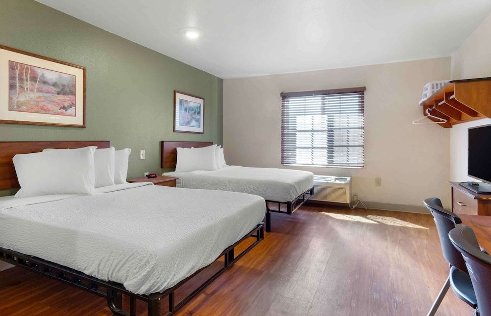 Standard Studio, 2 Double Beds, Non Smoking, Refrigerator & Microwave