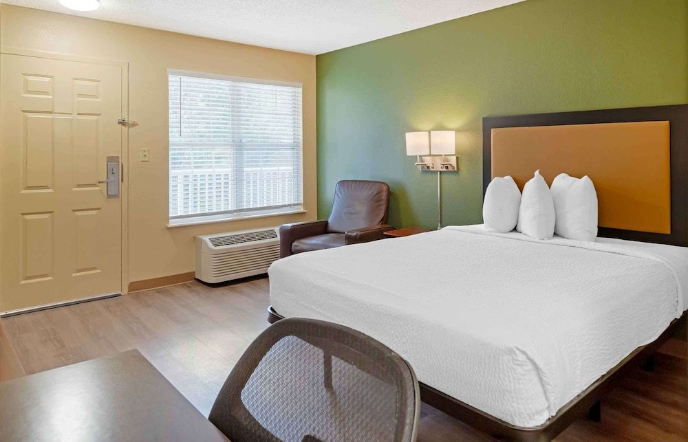 Extended Stay America Suites Durham University Studio, 1 Queen Bed, Non Smoking 3