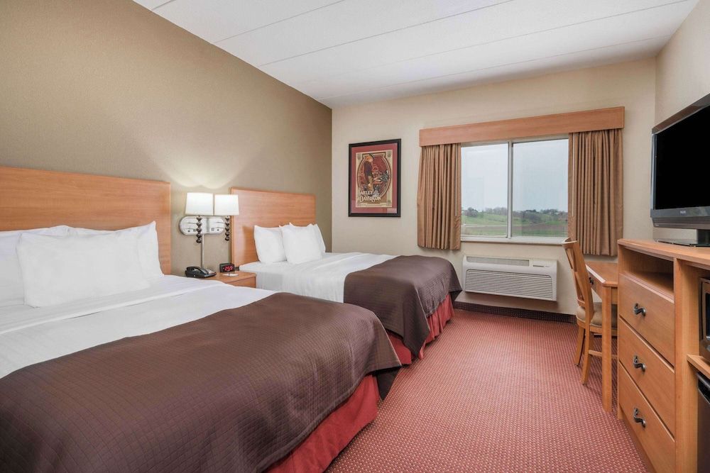 Deluxe Room, 2 Queen Beds, Non Smoking