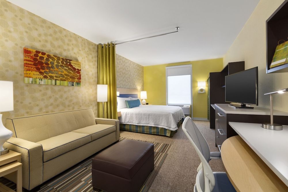 Suite, 1 King Bed