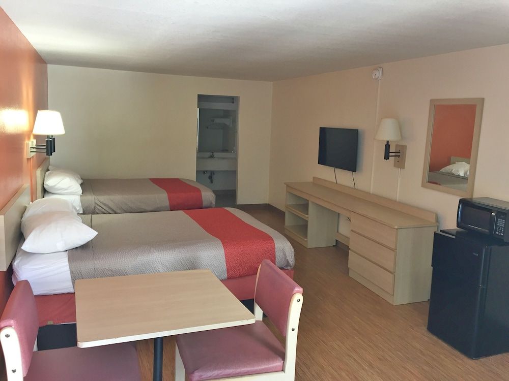 Standard Room, 2 Double Beds, Smoking