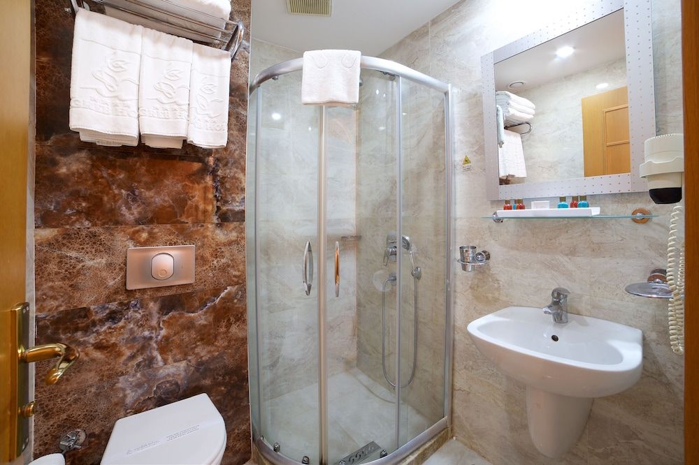 Zagreb Hotel Double or Twin Room, Non Smoking 5