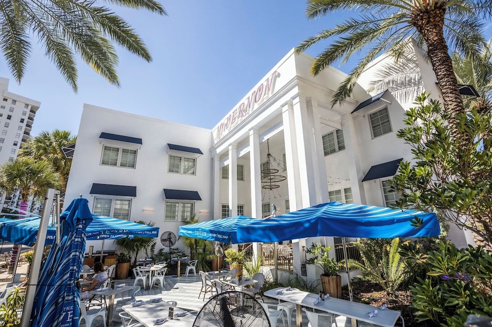 undefined Oceanside Hotel and Suites 5