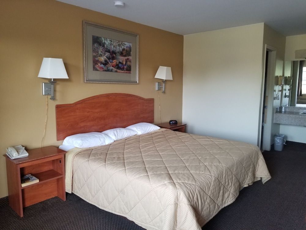 Stay Inn Room, 1 King Bed, Non Smoking 4