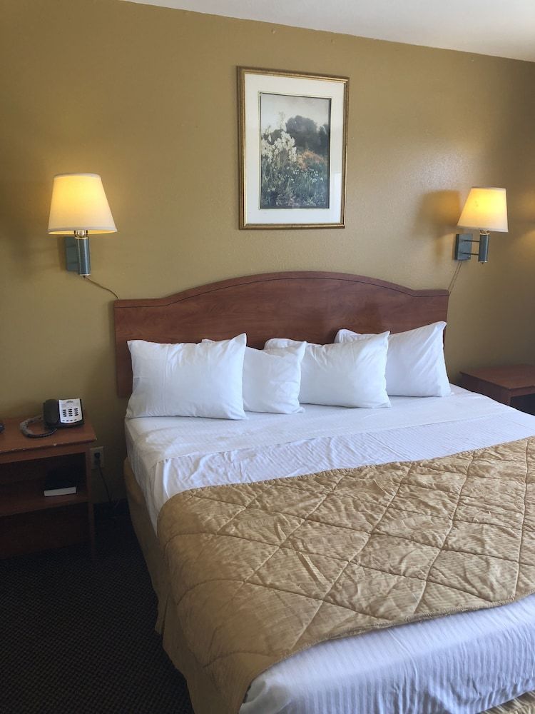 Stay Inn Room, 1 King Bed, Non Smoking 2