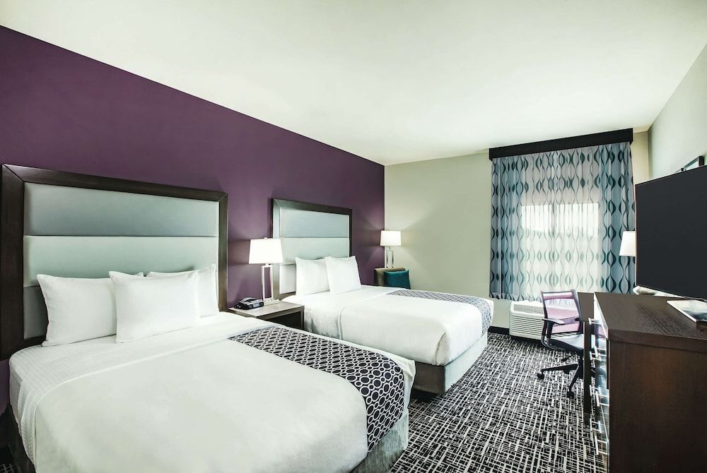Room, 2 Queen Beds, Non Smoking