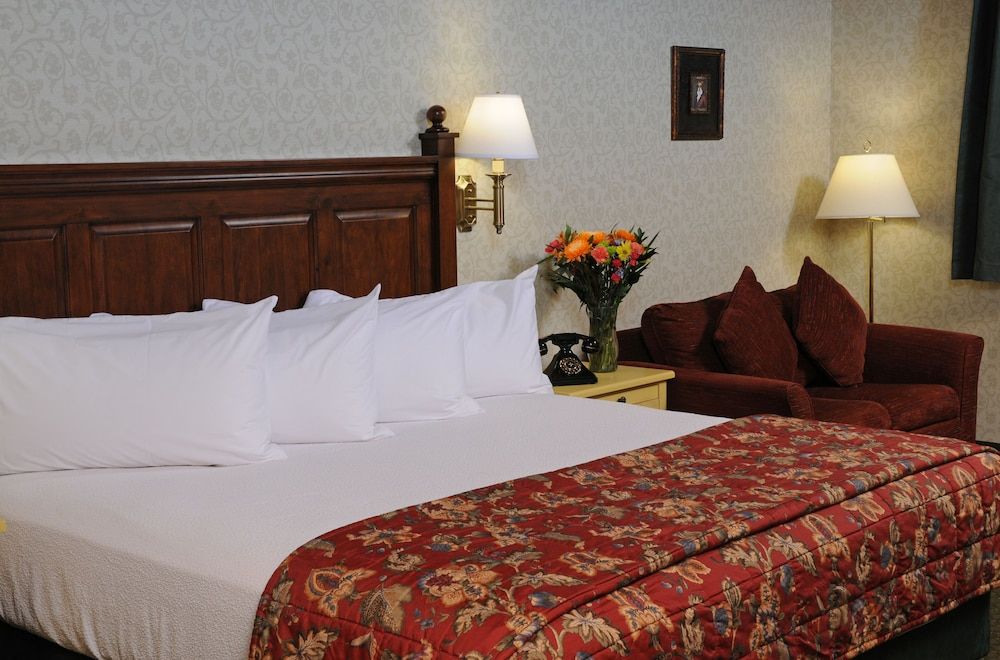 Standard Room, 1 King Bed