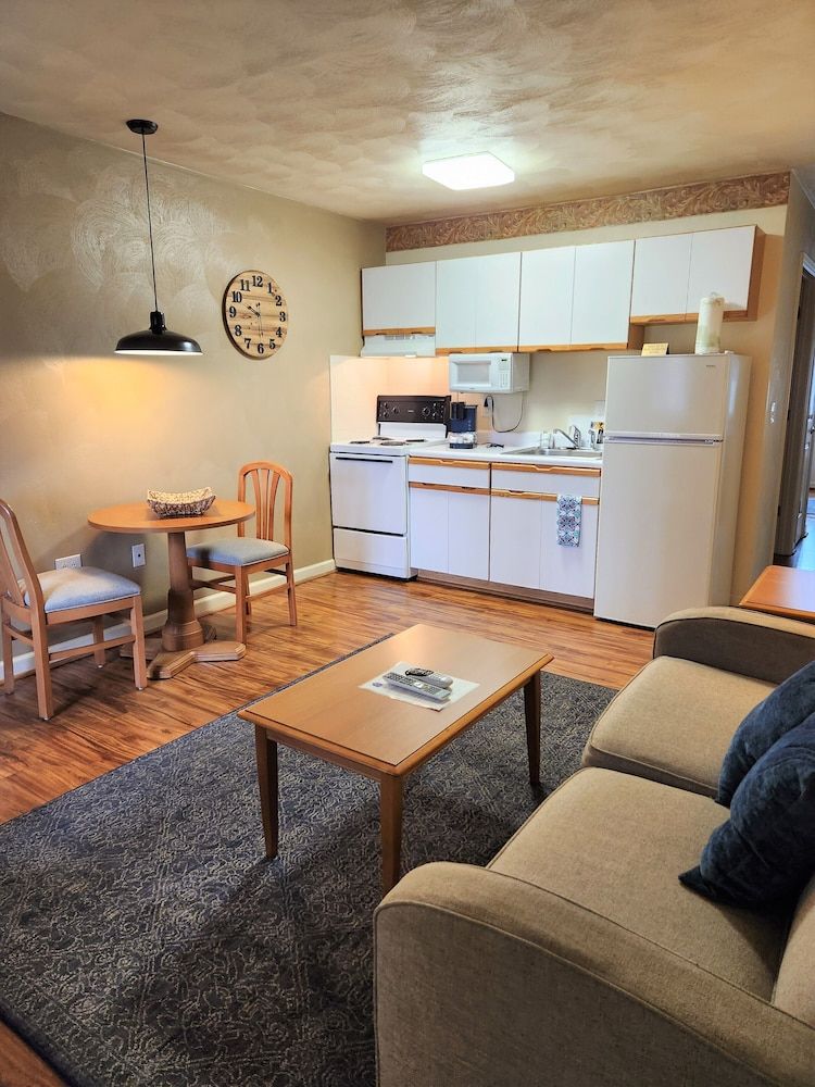 Affordable Suites of America Lynchburg Standard Suite, 1 Queen Bed 18