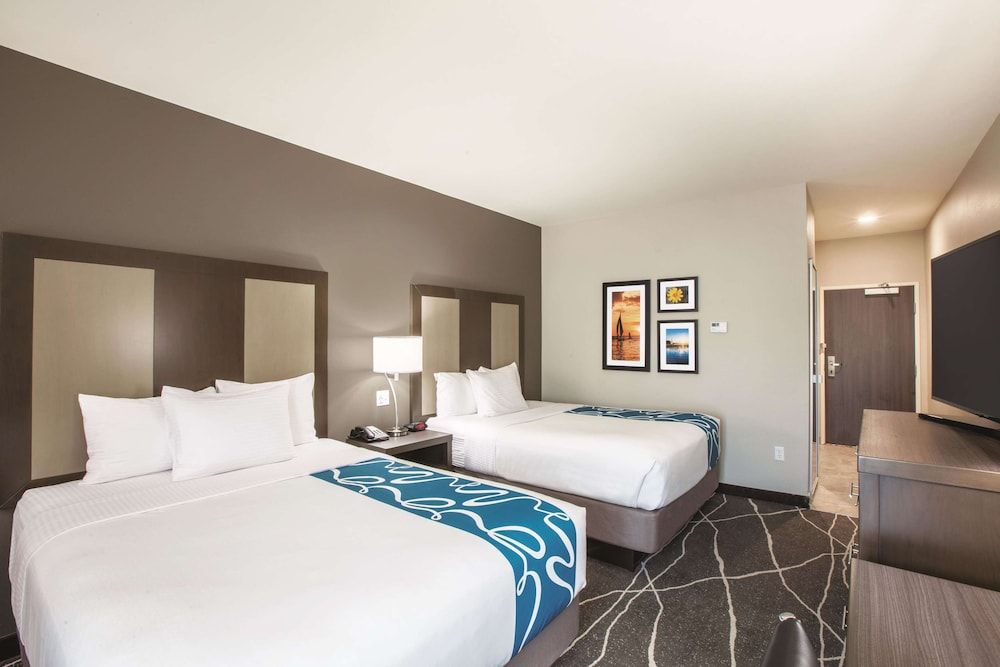 Room, 2 Queen Beds, Accessible, Non Smoking (Mobility Accessible)