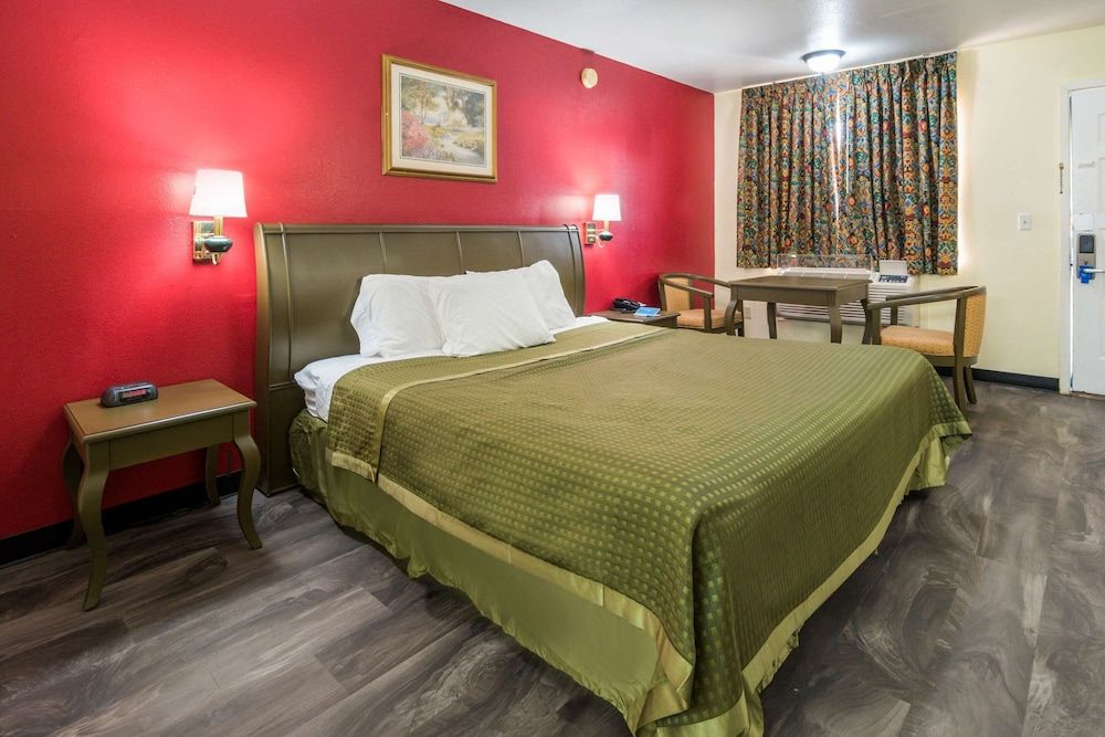 Rodeway Inn