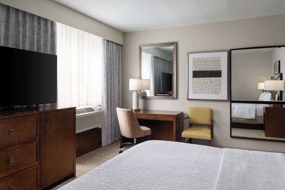 undefined Hampton Inn & Suites Orlando/Downtown South - Medical Center 4