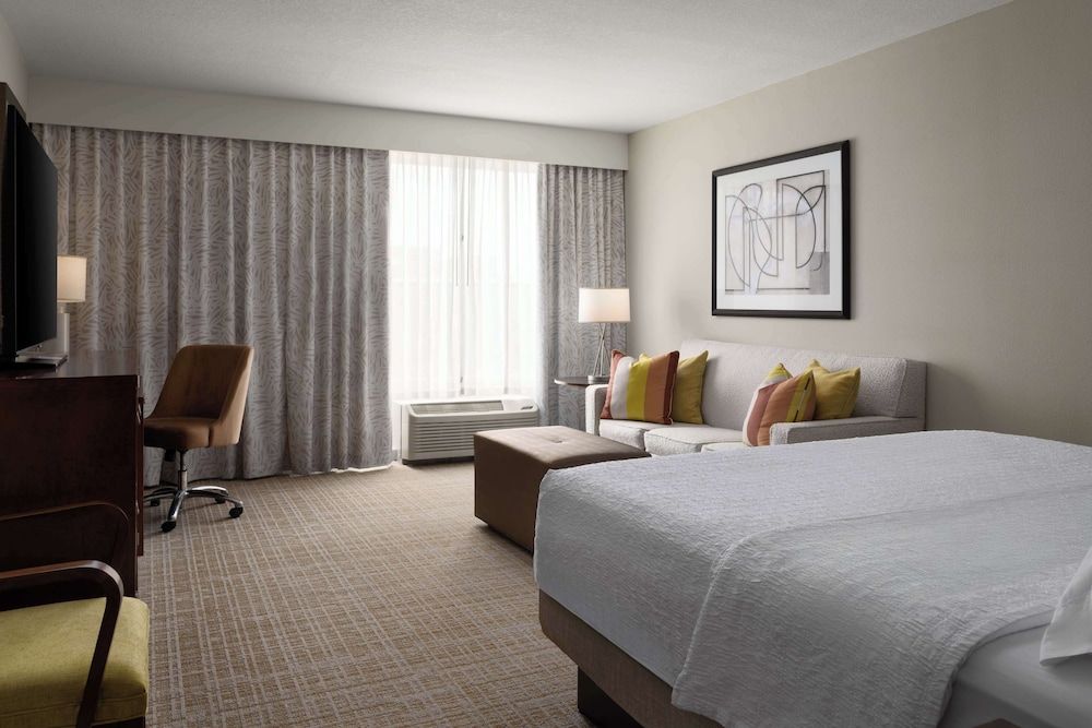 Room, 1 King Bed with Sofa bed, Non Smoking, Refrigerator