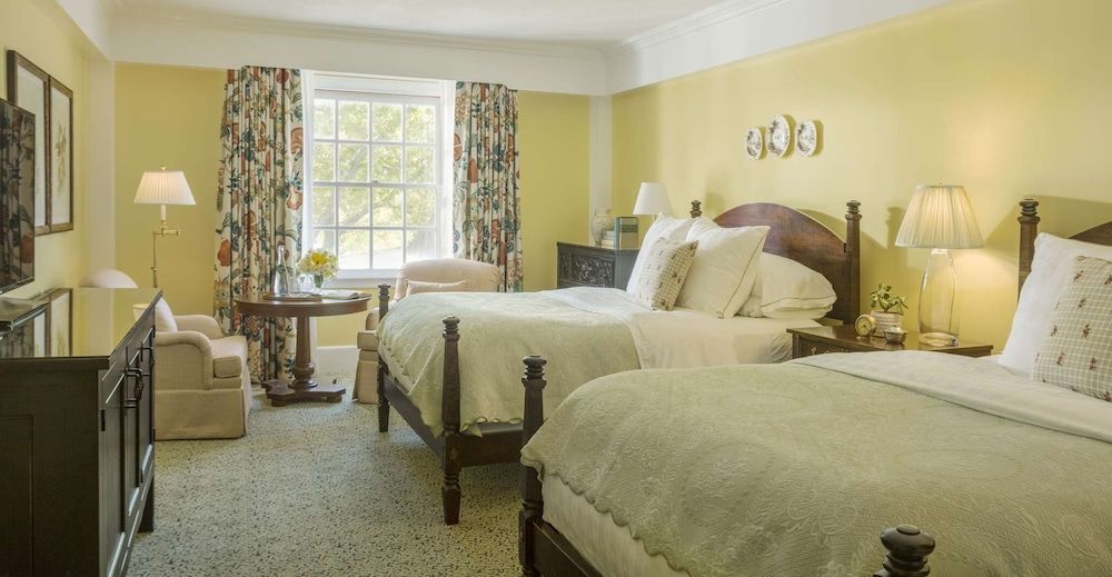 Woodstock Inn & Resort Room, 2 Queen (Tavern) 4