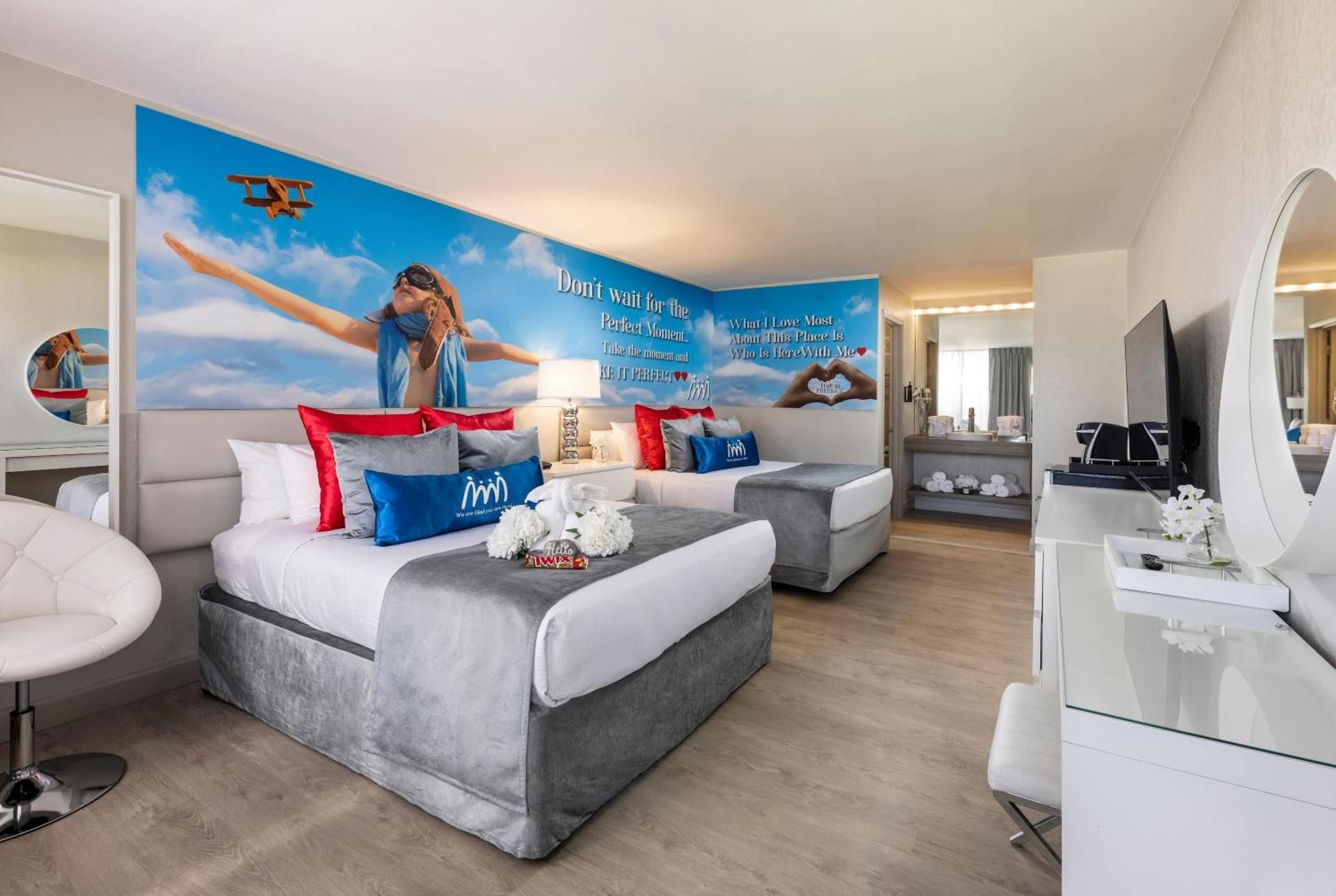 2 Queen Beds, Playground Side, Non-Smoking