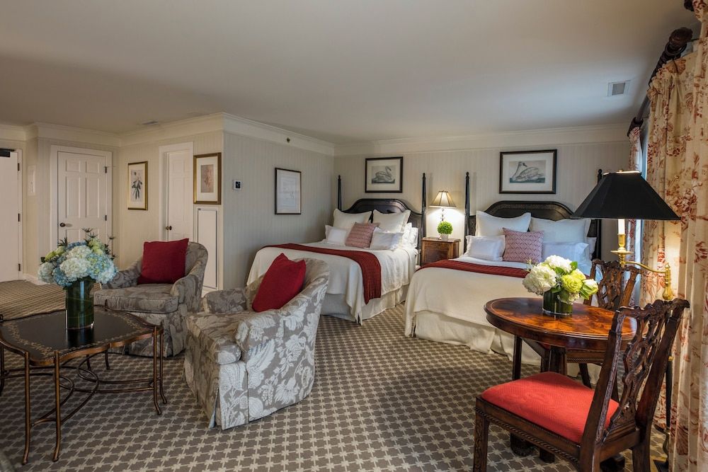 Saybrook Point Resort & Marina Luxury Two Queen Residential View Main Building 3