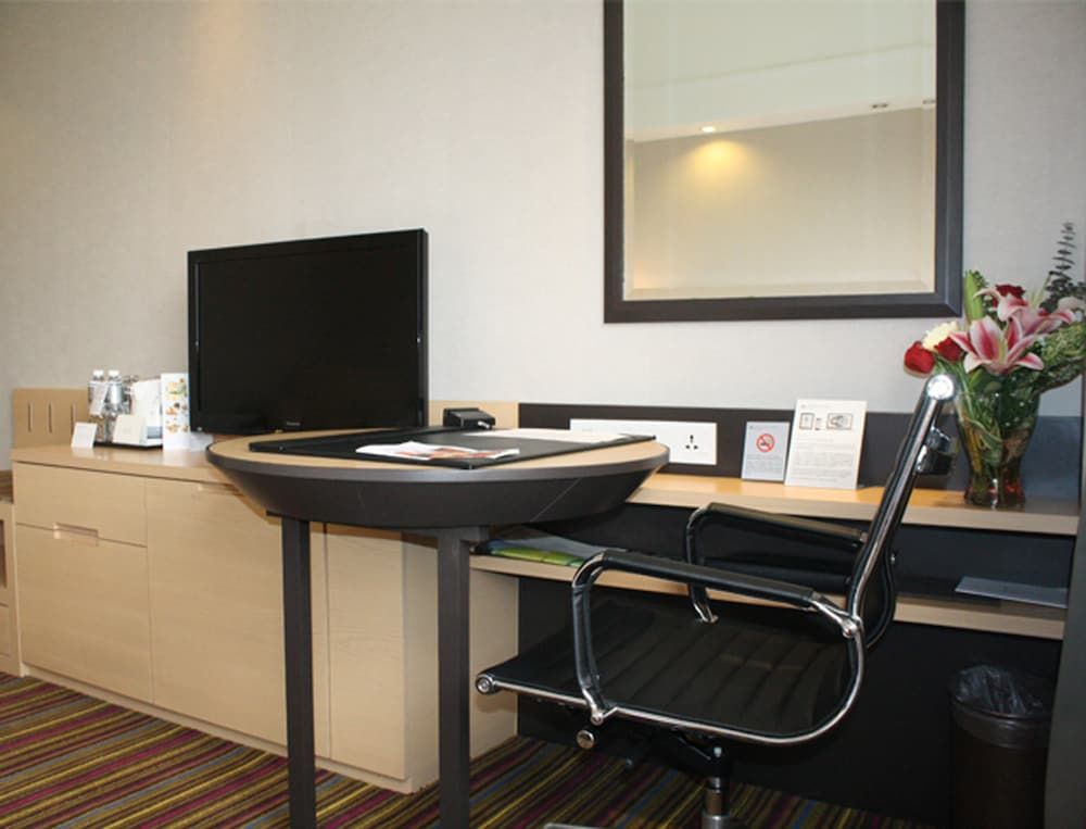 Concorde Hotel Shah Alam Deluxe Room 7