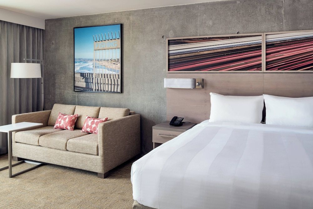 Residence Inn by Marriott San Diego Downtown/Bayfront Studio, 1 King Bed with Sofa bed, Non Smoking 2