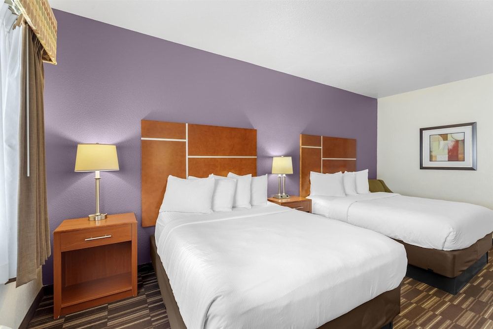 Best Western Firestone Inn & Suites Standard Room, 2 Queen Beds 3