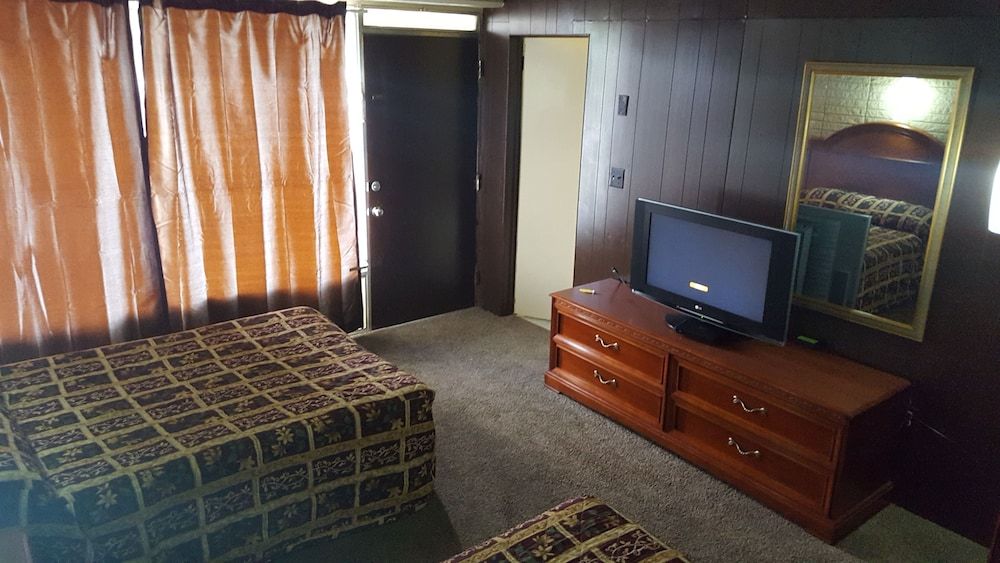 Standard Room, 2 Double Beds
