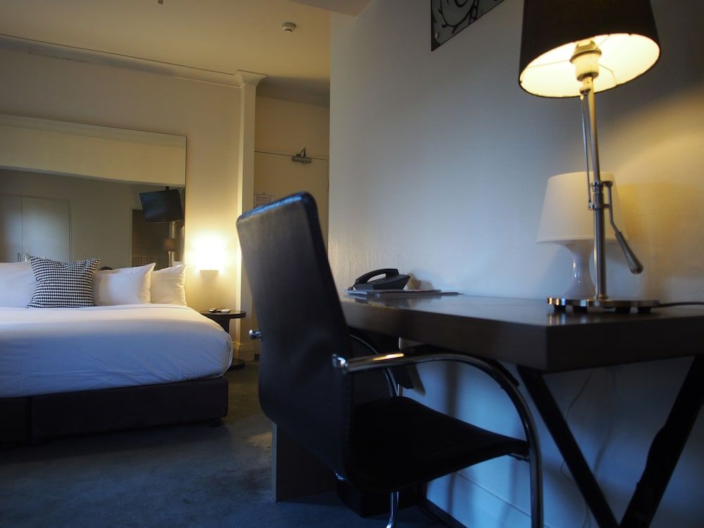Kirketon Hotel Sydney Executive Room 3