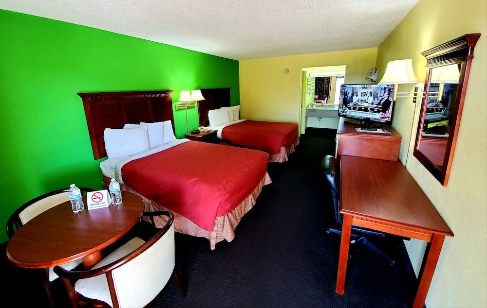 Standard Room, 2 Double Beds, Non Smoking