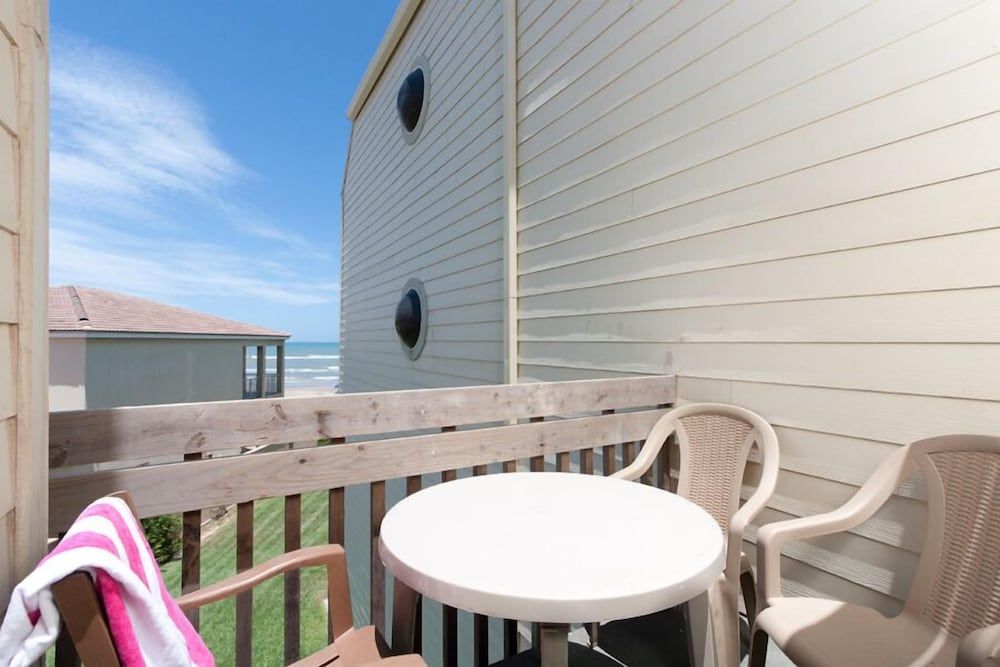 Condo, 3 Bedrooms, #175
