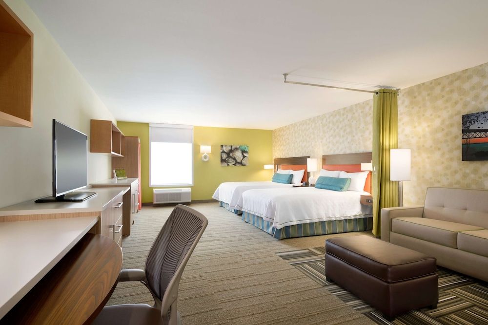 Studio, 2 Queen Beds, Accessible, Non Smoking