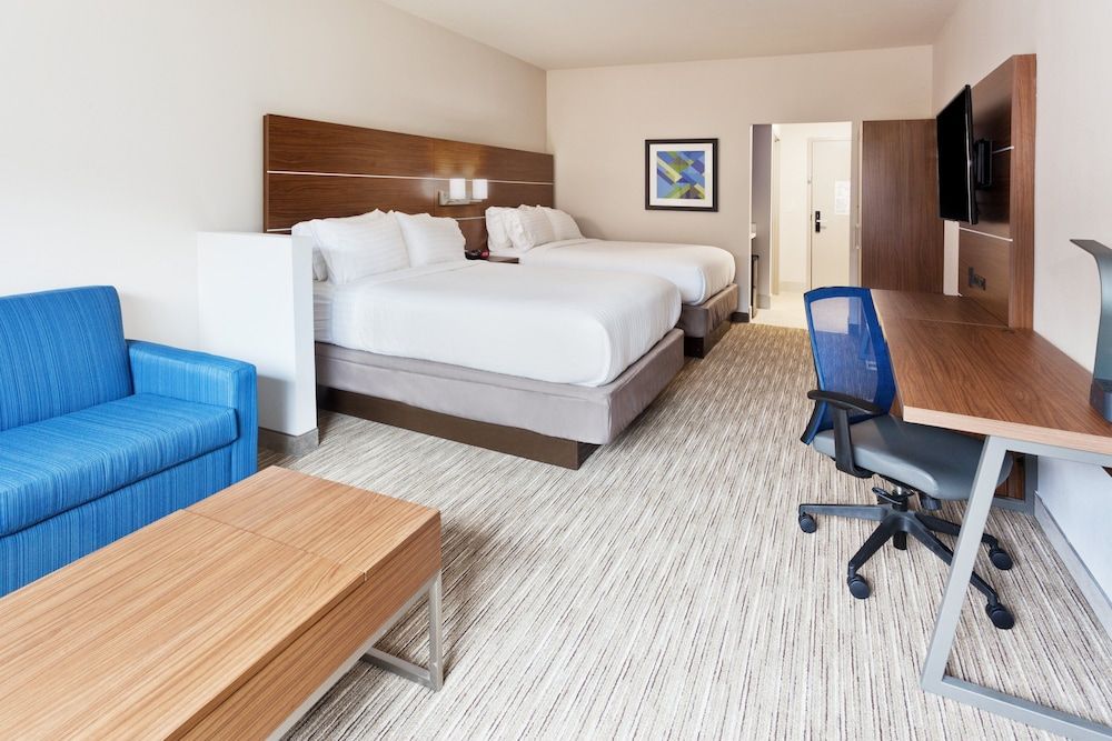 Suite, Multiple Beds