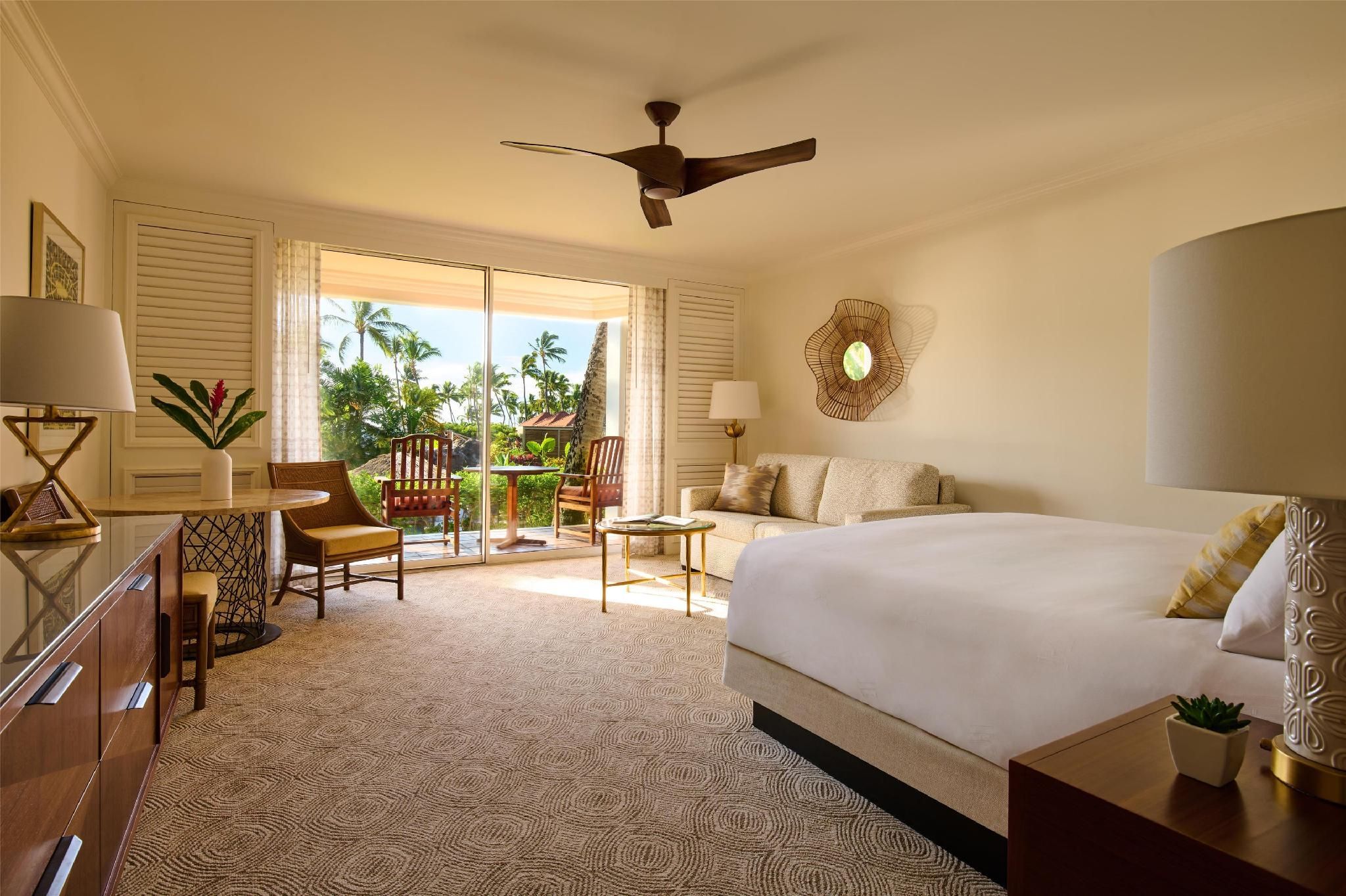 LAGOON GROUND FLOOR 1 KING BED