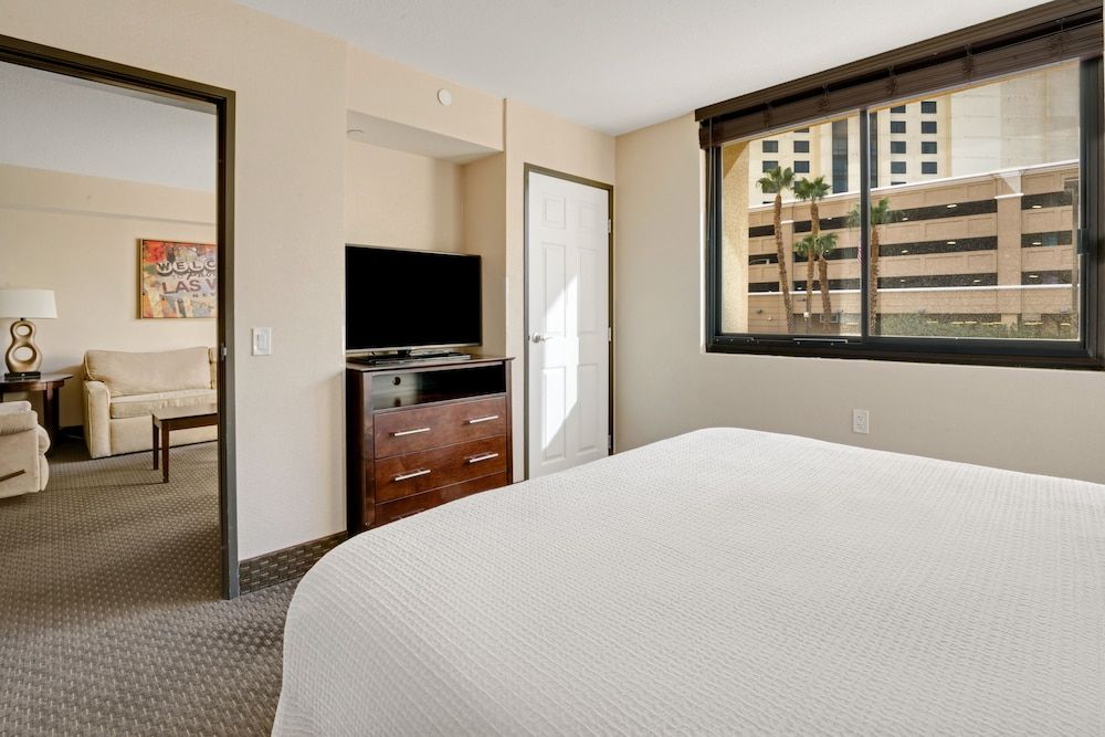 The Carriage House Suite, 1 King Bed, Multiple View