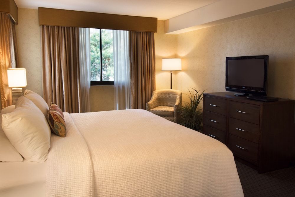 Deluxe Room, Multiple Beds