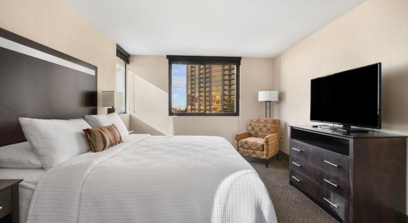 undefined The Carriage House 10