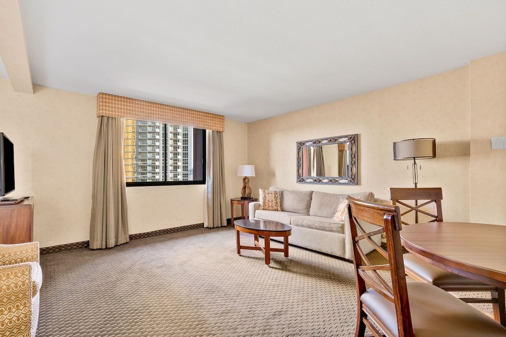 undefined The Carriage House 8