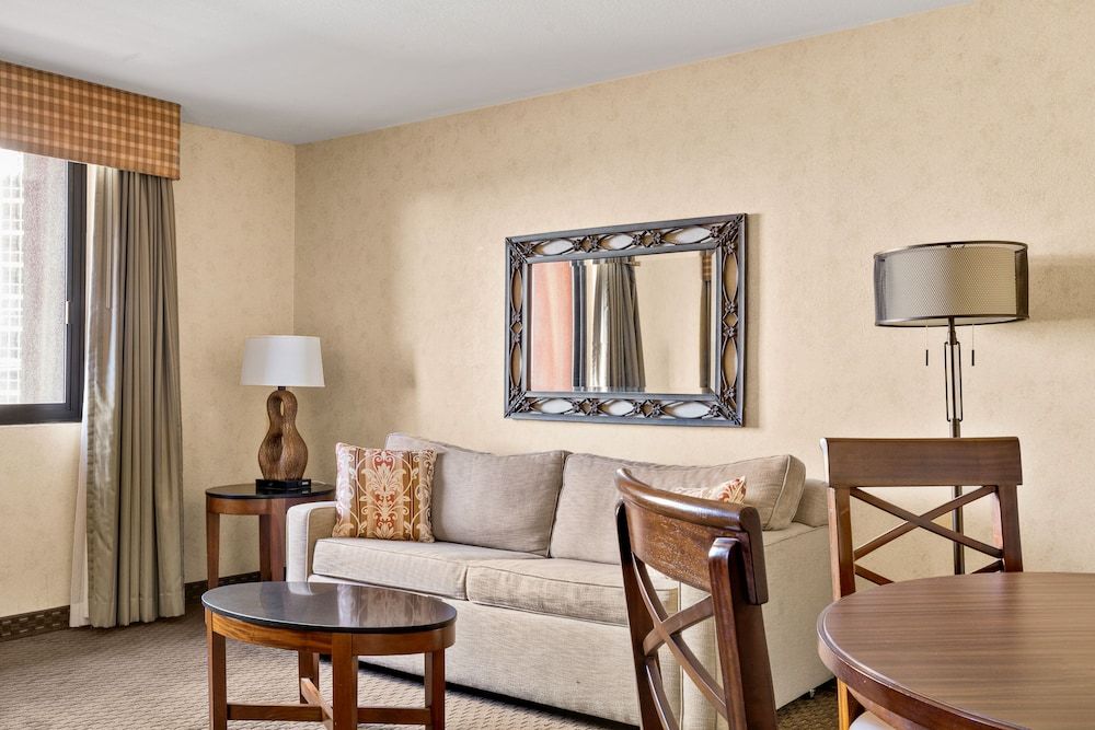 undefined The Carriage House 9