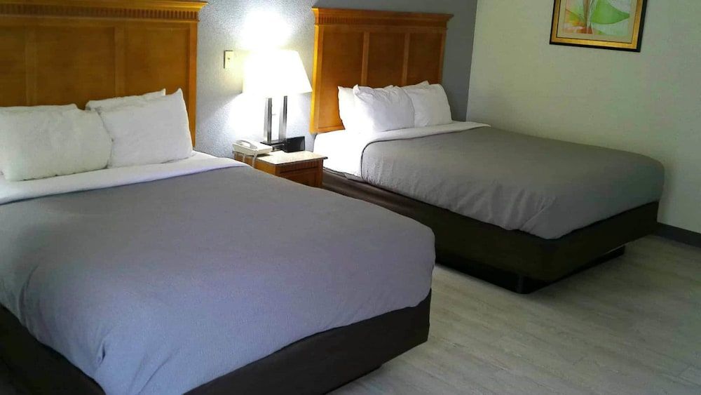 Room, 2 Queen Beds, Non Smoking (Upgrade)