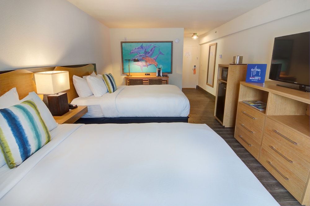 2 Queen Beds (Pet Friendly)