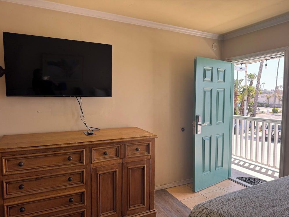 The Shores Inn and Beach Houses Room, 2 Queen Beds 28