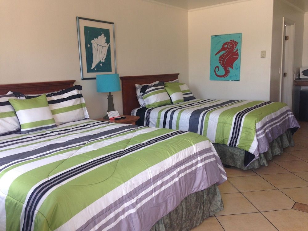 The Shores Inn and Beach Houses Room, 2 Queen Beds 9