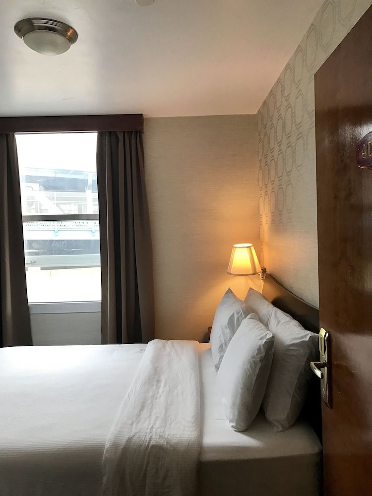 Hotel Mimosa Standard Room 7